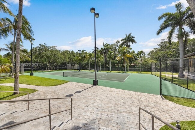 Building Photo - 14200 SW 70th Ave