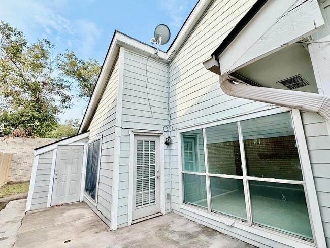 Building Photo - 2230 Canebreak Crossing