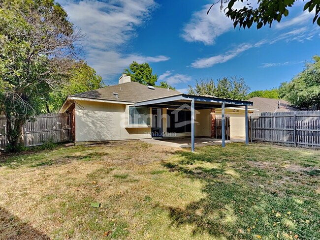 Building Photo - 3717 Flagstone Ave