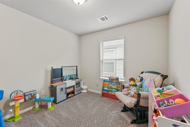 Building Photo - 7911 Tuscan Cypress Dr