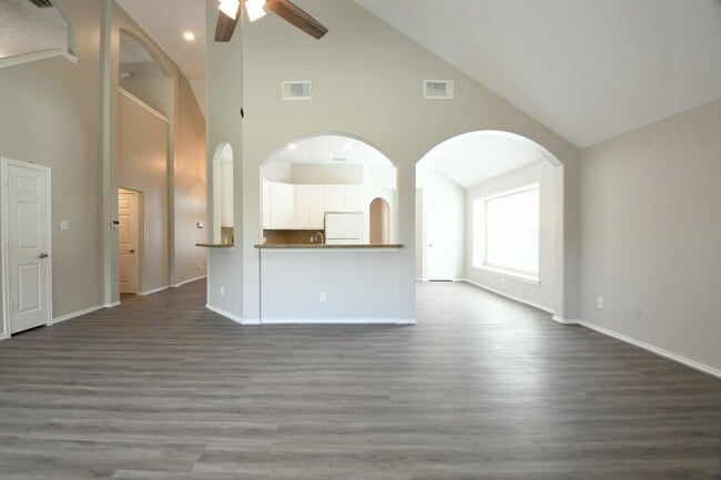 Building Photo - 20939 Jessica Rose Ln