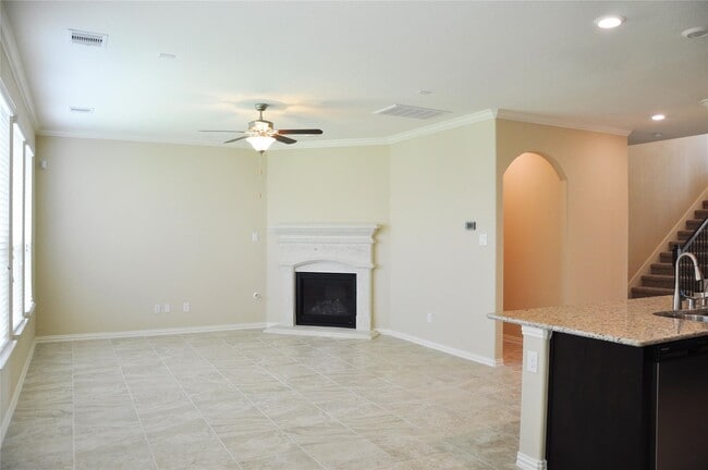 Building Photo - 18111 Tall Chestnut St