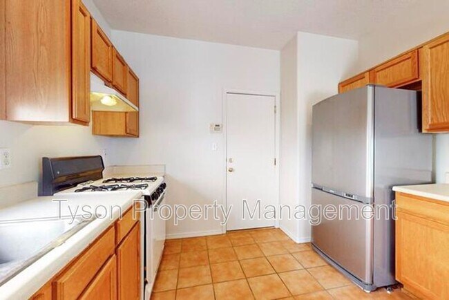 Building Photo - 7509 Cricket Hill Dr NE