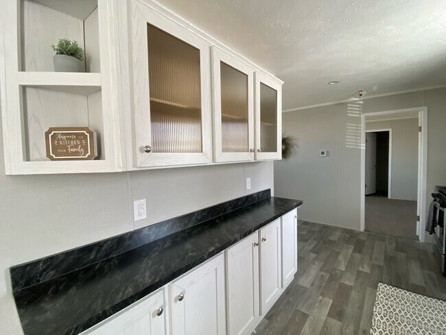 Building Photo - 4325 Vin Rose Dr