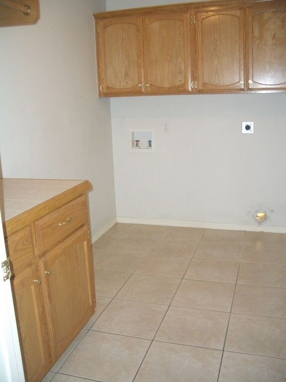 Building Photo - 1518 N Lookout Dr