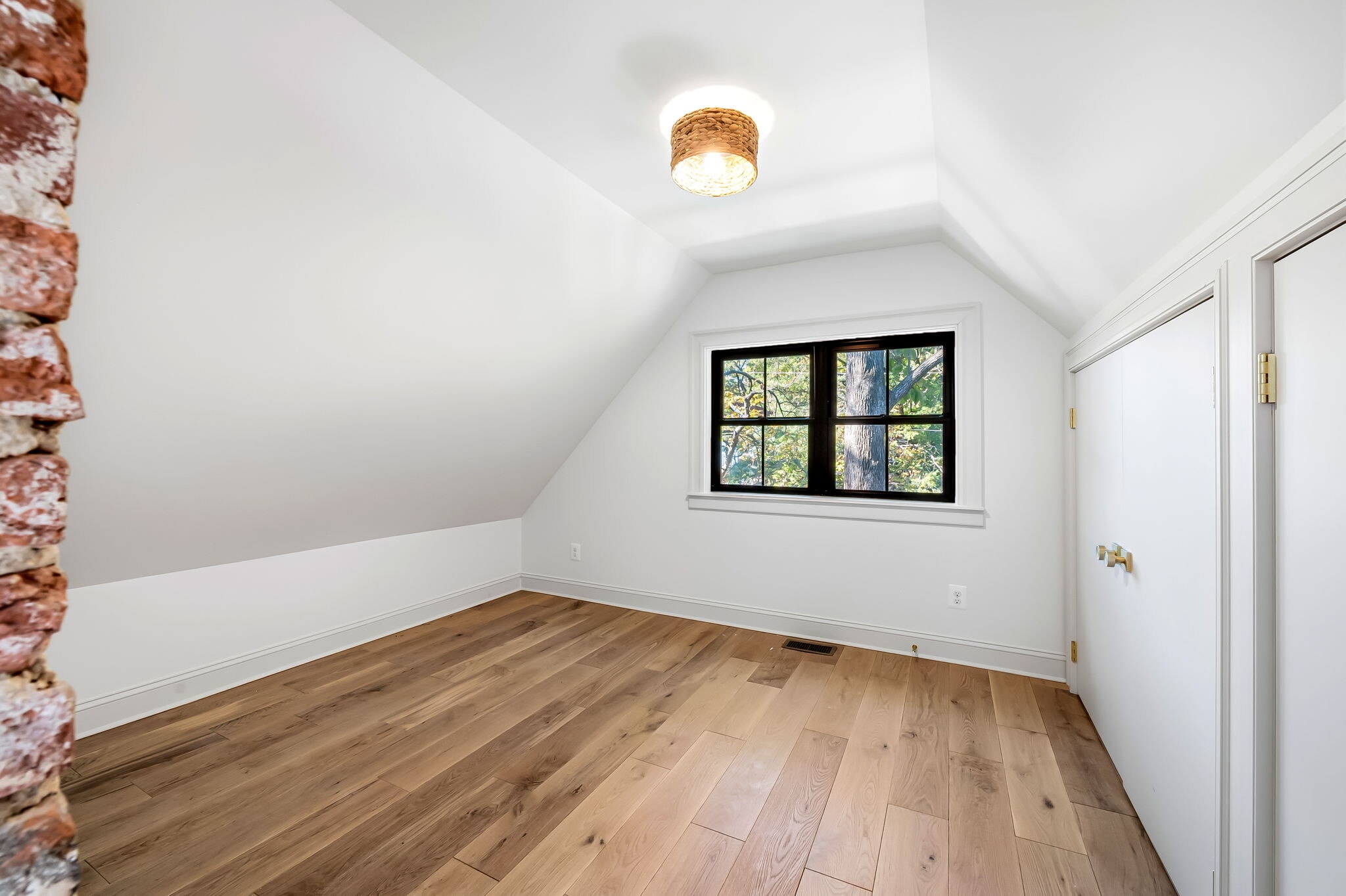 3rd Floor bedroom - 4629 Keswick Rd