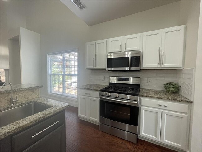 Building Photo - 340 Pintail Ct