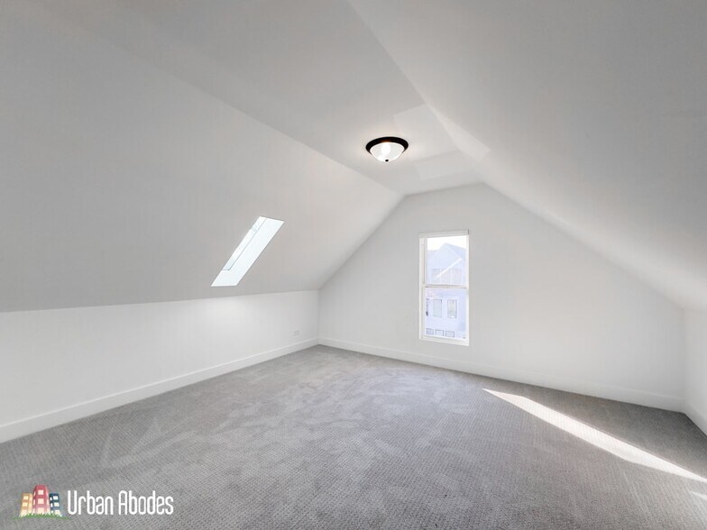 Building Photo - 2129 N Bingham St