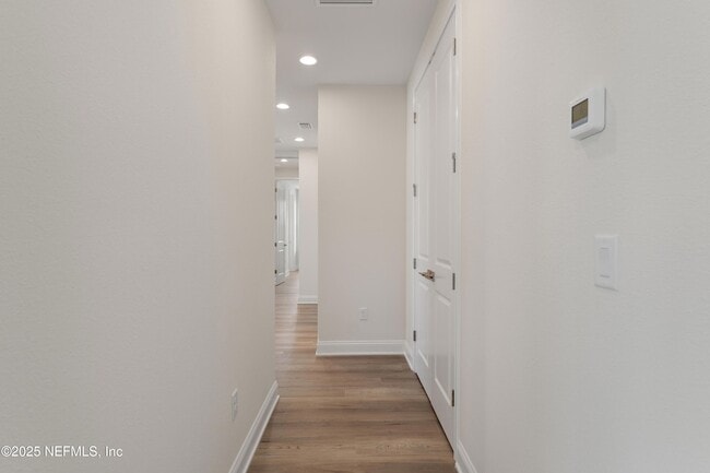Building Photo - 50 Sewall Ln