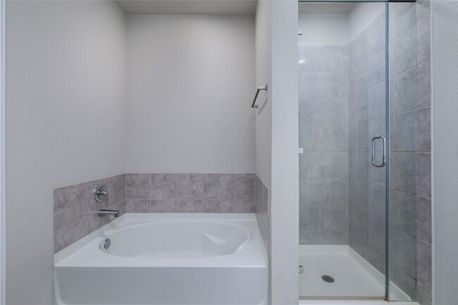 Building Photo - 14105 Redwood Forest Trail