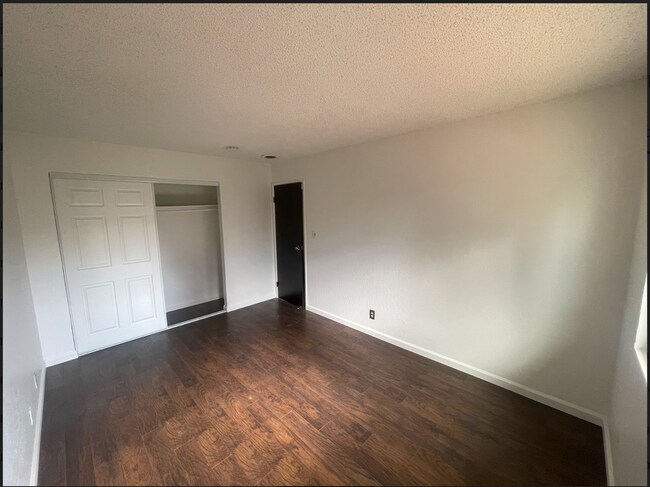 Building Photo - 2469 Colina Ct