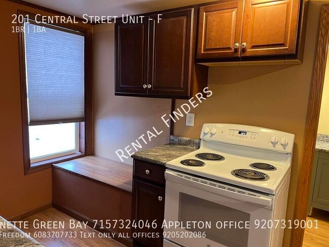 Building Photo - 201 Central St