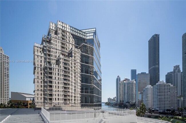 Building Photo - 701 Brickell Key Blvd