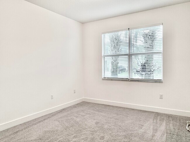 Building Photo - 9754 Celtic Sea Ln