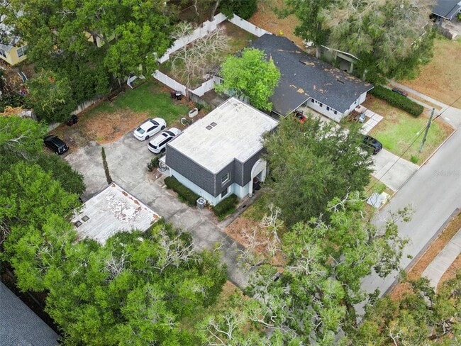 Building Photo - 2218 Elizabeth Ave