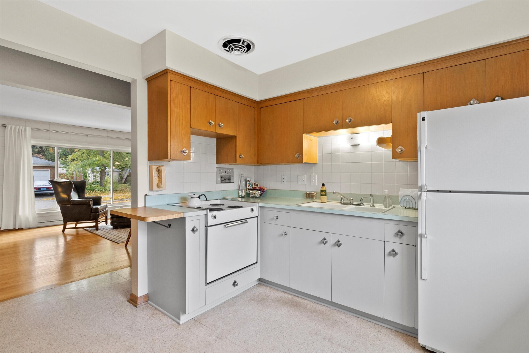 Building Photo - 426 E Ohio Ave