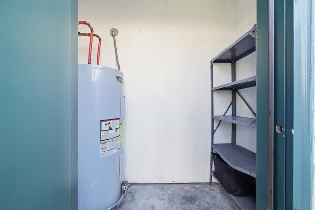 Building Photo - 3914 Wyckoff Dr