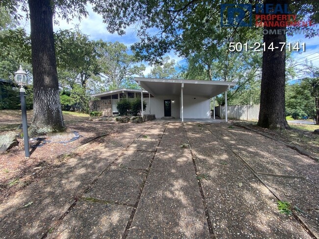 Building Photo - 37 Windsor Dr