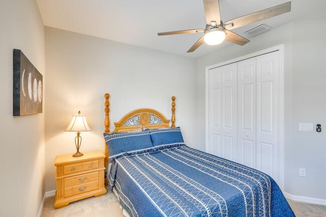 Building Photo - 15968 Leaning Pine Ln