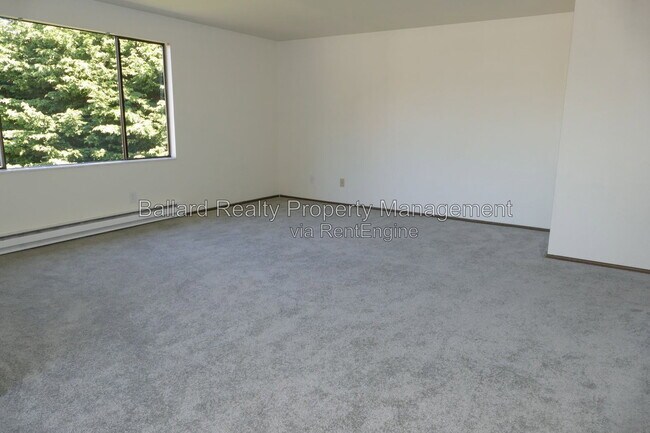 Building Photo - 3018 NW 85th St