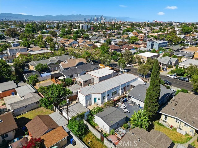 Building Photo - 4167 Denker Ave