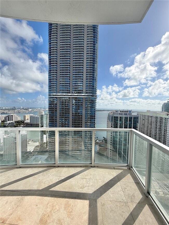 Primary Photo - 1060 Brickell Ave