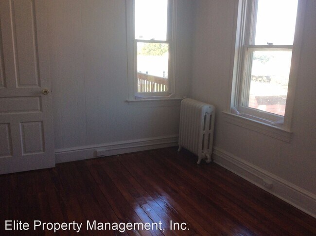 Building Photo - 3 br, 1 bath House - 600 Dallas St., Apt. 2