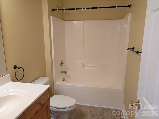 Building Photo - 217 Montibello Dr