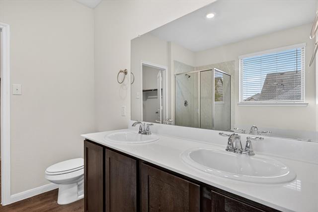 Building Photo - 3955 Oak Crk Cir