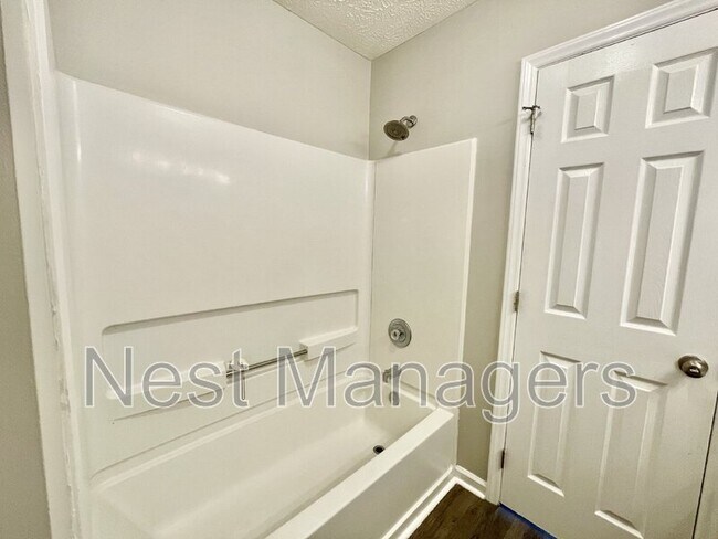 Building Photo - 184 Brandywood Ct