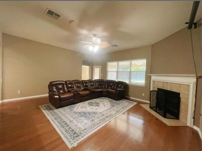 Building Photo - 101 S Gadwall Ln