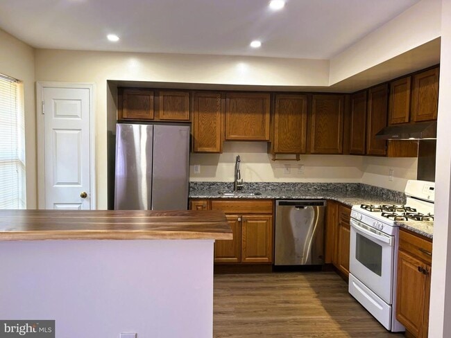 Building Photo - 1058 Copperstone Ct