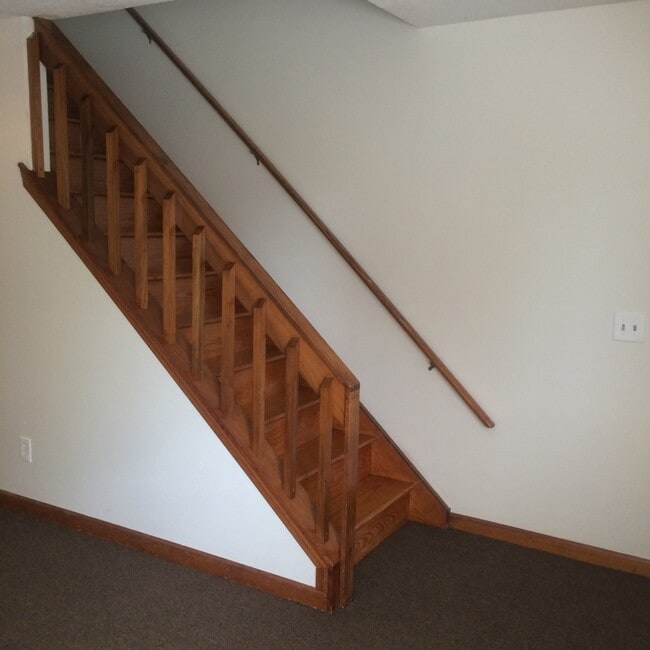 Building Photo - 168 Mulloy Rd