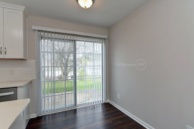 Building Photo - Beautiful 3br/2.5bth Home with Bonus Room ...