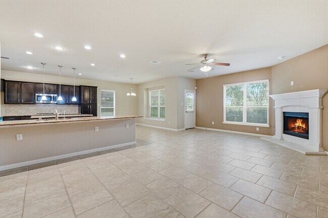 Building Photo - 5815 Creek Crossing Ct