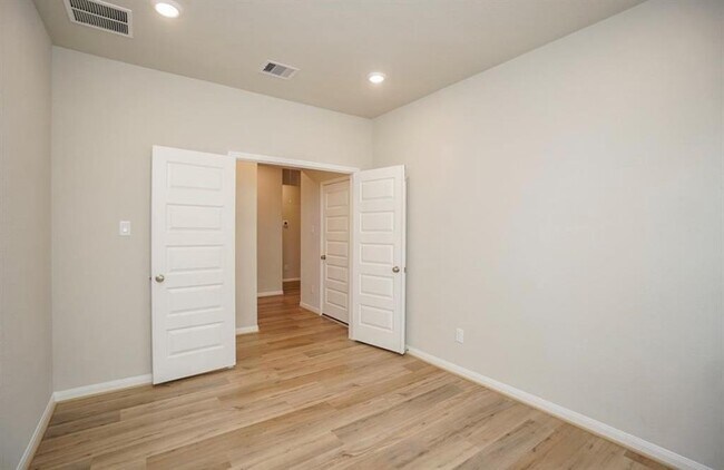 Building Photo - 21607 Blue Sapphire Ct