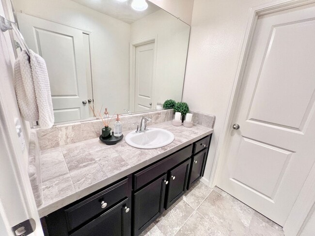 Building Photo - $2,395 Belmont & Fowler, Gated Community &...
