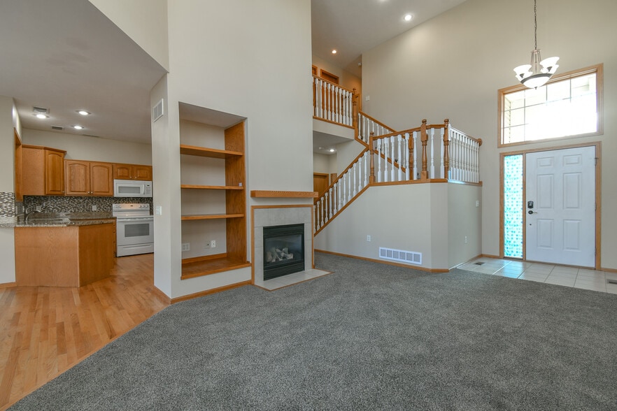 Building Photo - 9412 Forest Glen Dr