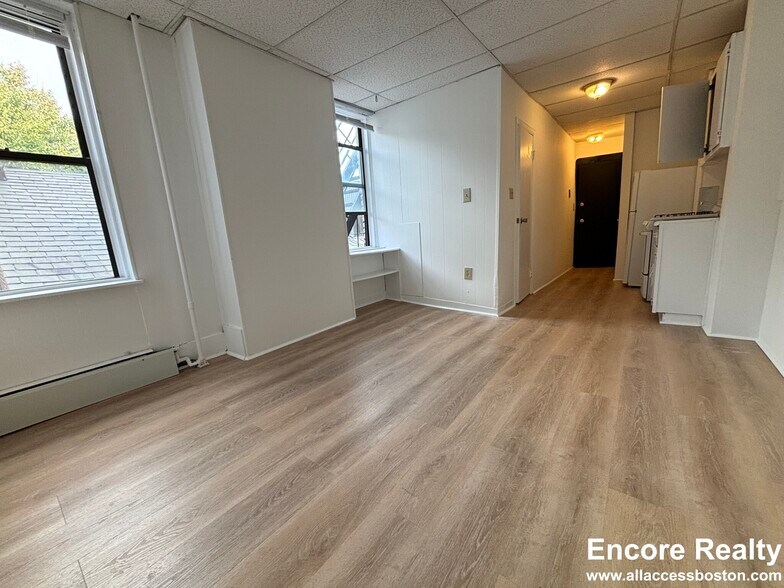 Building Photo - 44A Joy St