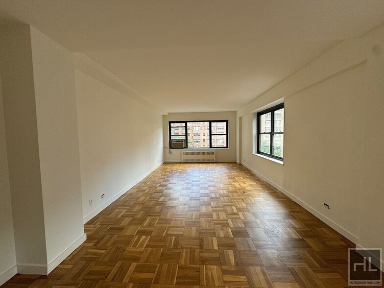 Building Photo - EAST 55 STREET