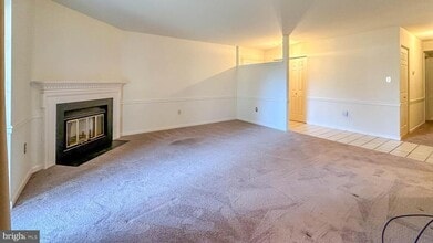 Building Photo - 109 VALLEY GREENE Cir
