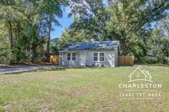 Building Photo - 118 Klein St