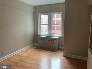 Building Photo - 1321 Spruce St