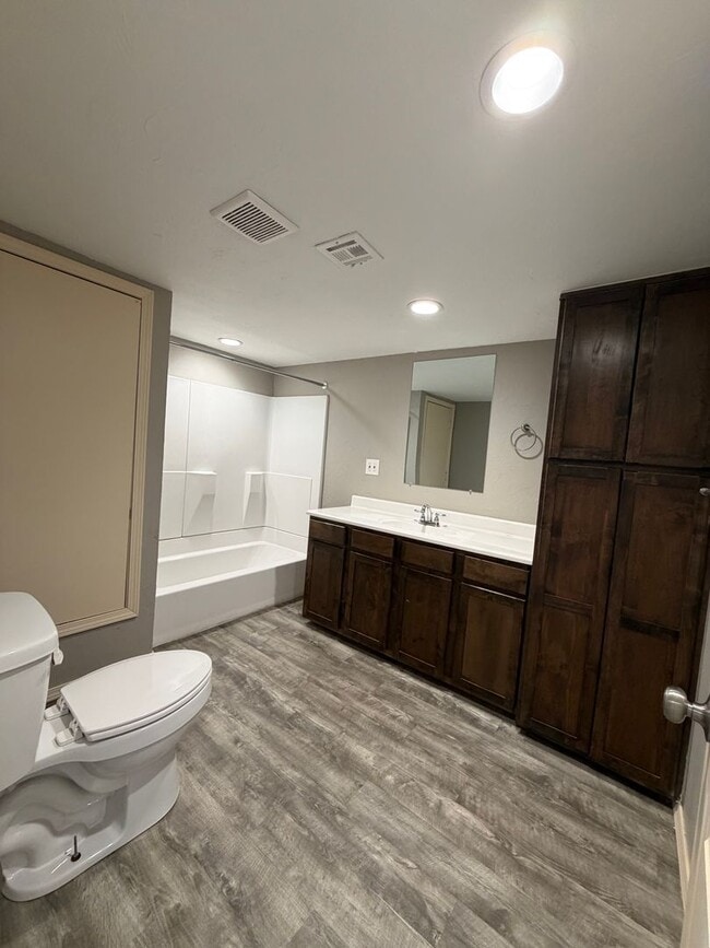 Building Photo - Ada OK Rental