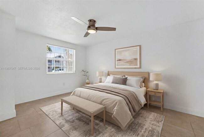 Building Photo - 2841 N Oakland Forest Dr