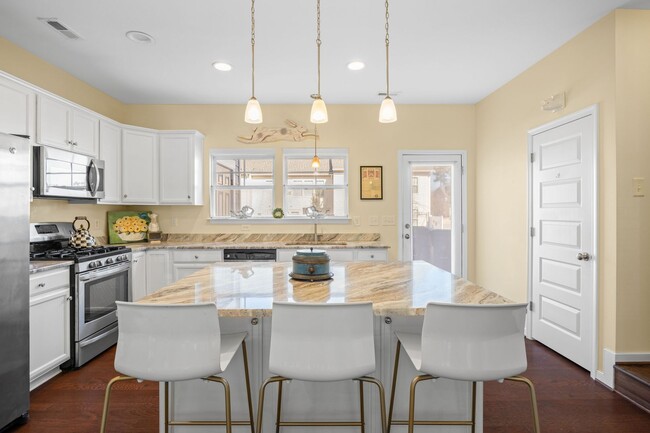 Building Photo - 2 Bedroom Townhome in Beautiful Magnolia G...