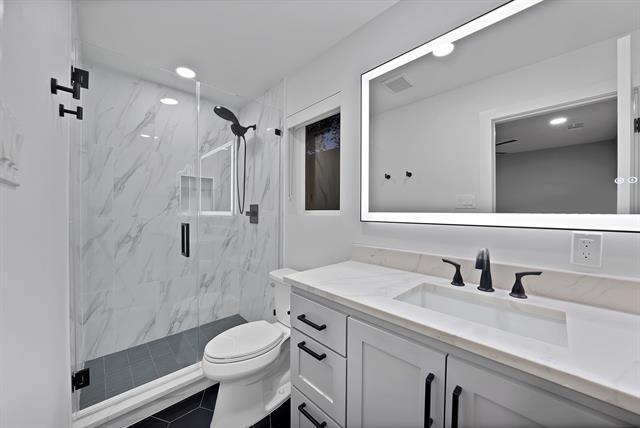 Building Photo - 4114 Delano Pl