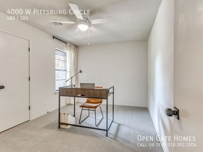 Building Photo - 4000 W Pittsburg Cir