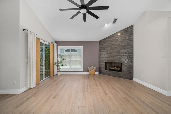 Building Photo - 9821 SW 34th Rd