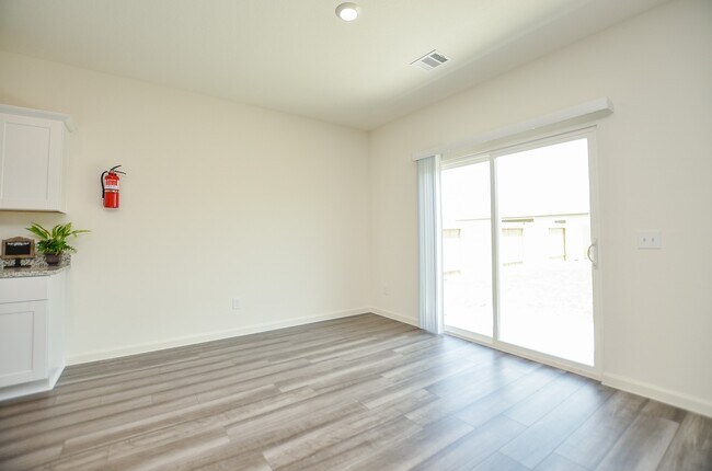 Building Photo - 1025 Long Bay Ct